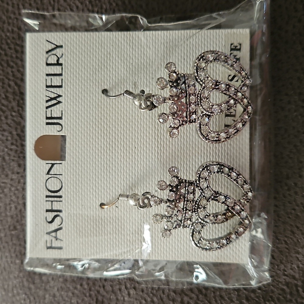 Fashion Jewelry Double Heart Crown Dangle Earrings